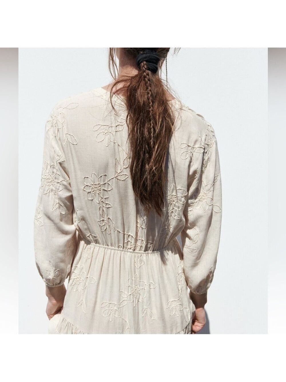 Embroidered LINEN BLEND DRESS - Picture 4 of 8